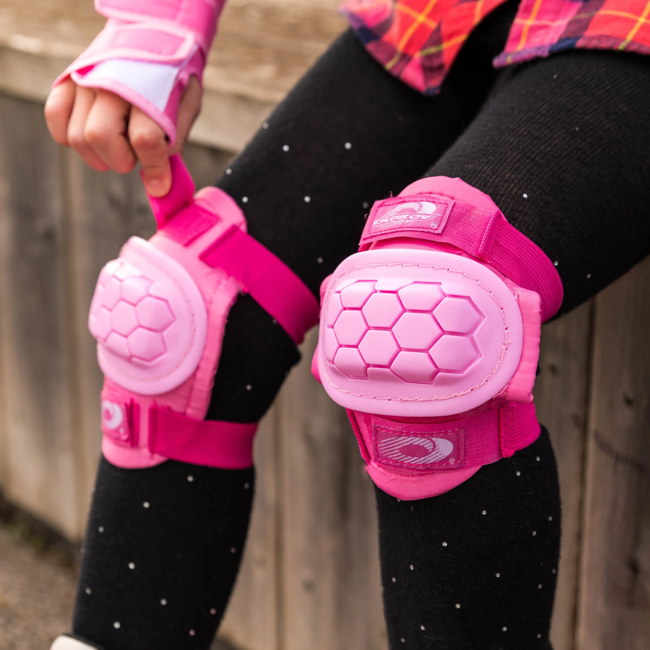 Kids Skate Pads - Knee & Arm Pads, Wrist Guards - Image 3